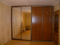 Шкаф во всю стену на заказ
